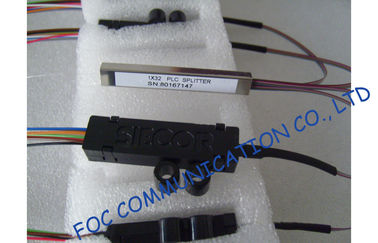 A fita ventila para fora o × 32 do divisor 1 do Plc da fibra para a distribuição de sinal ótico