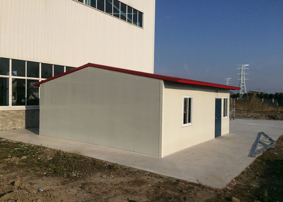 Unidades de aço de pouco peso modernas do bungalow da casa pré-fabricada Não-Shrinking para a família pequena